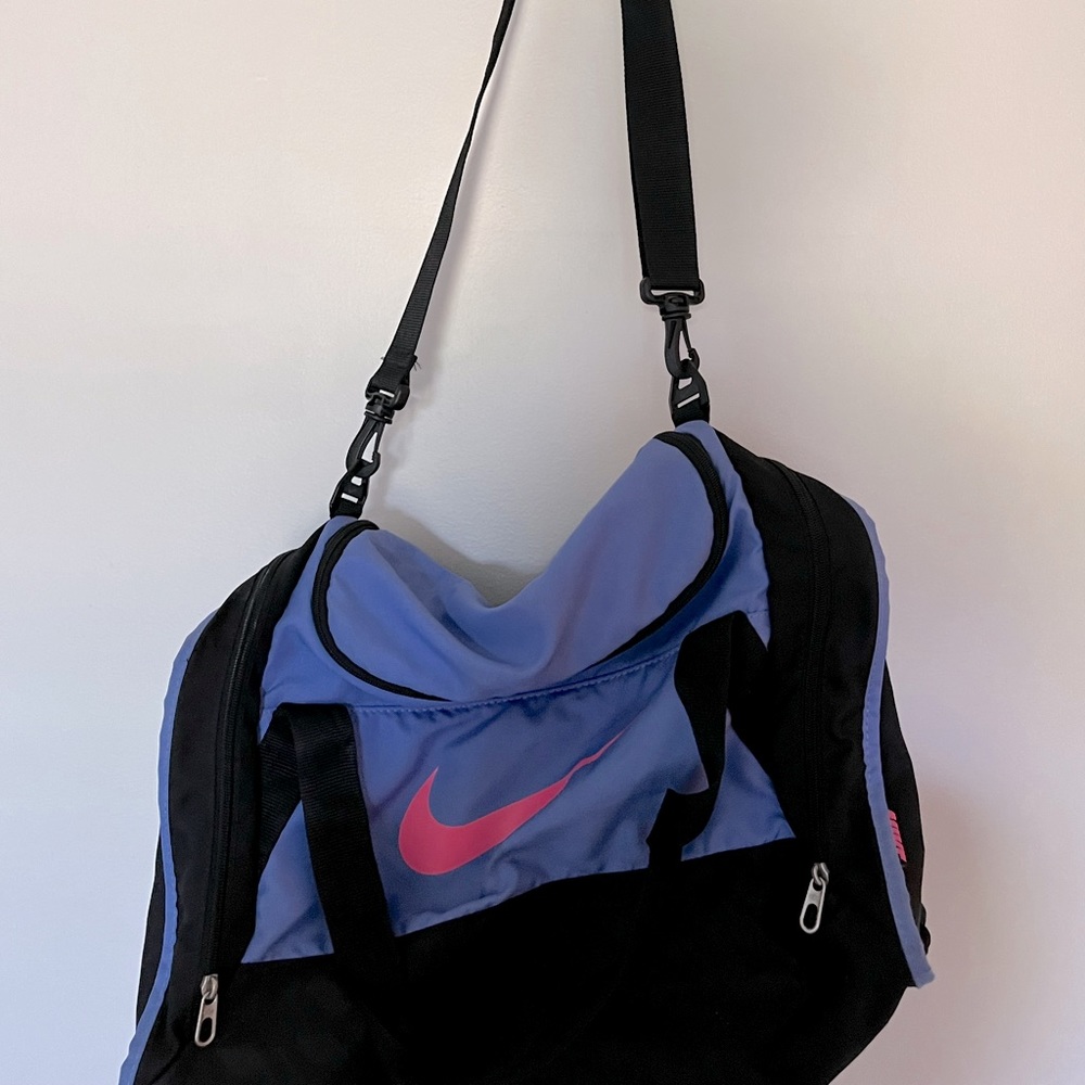 Nike duffel bag
